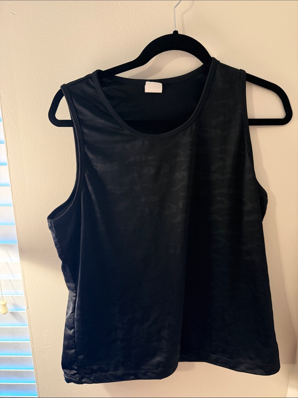 Avia Black Sleeveless Athletic Tank Top